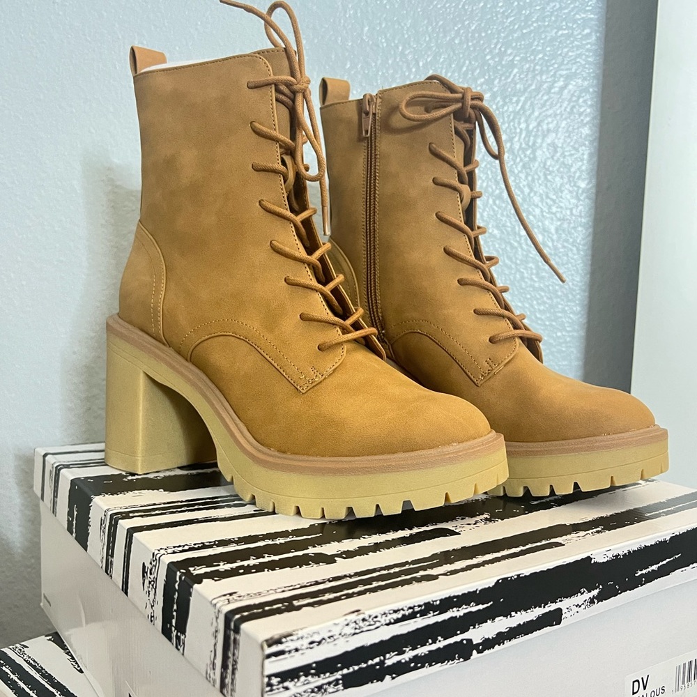 Suede light brown dolce vita boots
